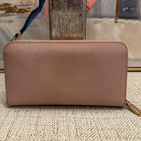 Burberry Shimmery Pink Leather Zip Around Wallet - Picture 3 of 10